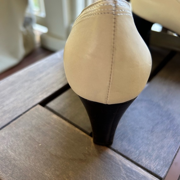 Cream Cole Haan Pumps - Picture 6 of 6